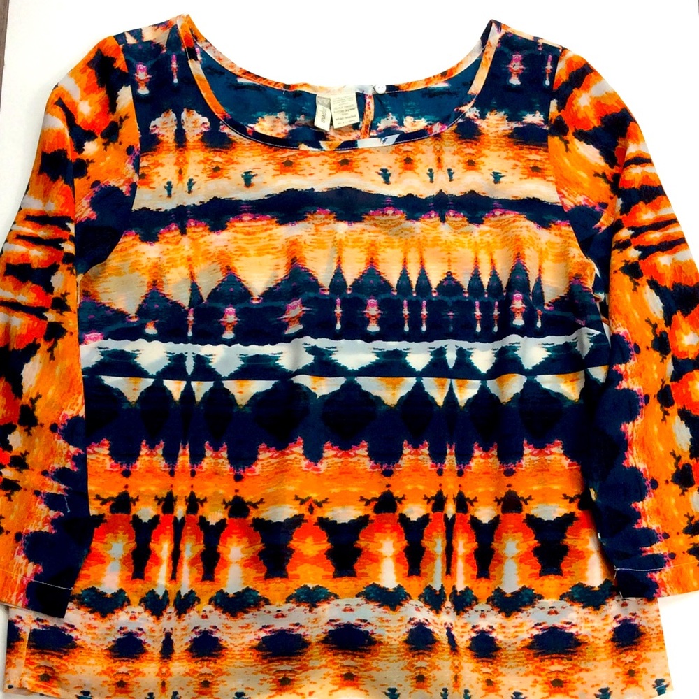 Blue and orange light top